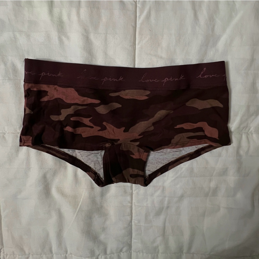 Victoria’s Secret PINK Boysshorts (WS)